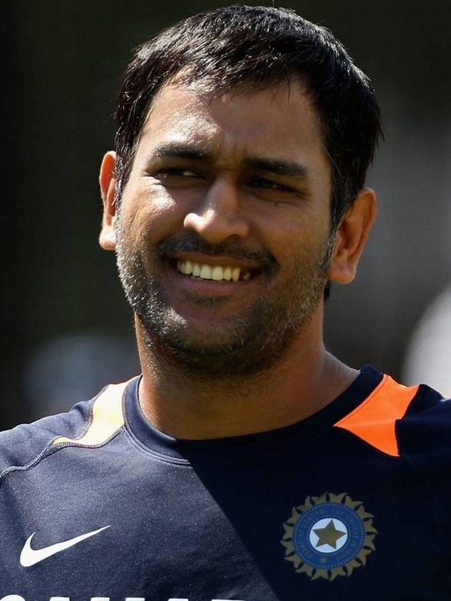 MS Dhoni portrait